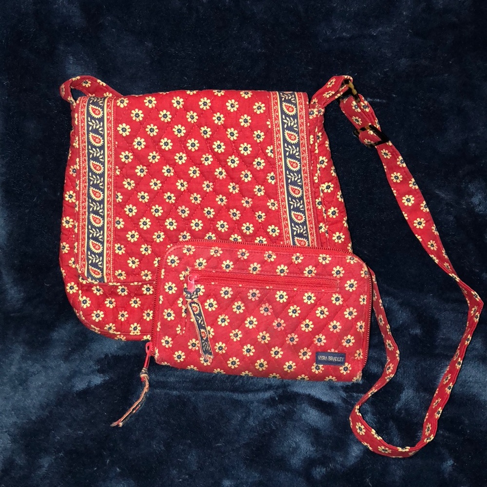 VERA BRADLEY PURSE AND WALLET